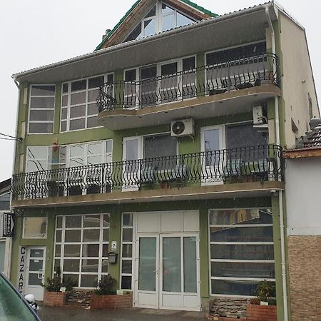 Hostel Sc Afitos Srl Drobeta Turnu Severin Exterior foto
