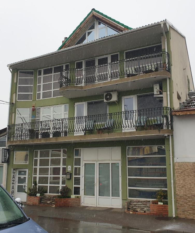 Hostel Sc Afitos Srl Drobeta Turnu Severin Exterior foto